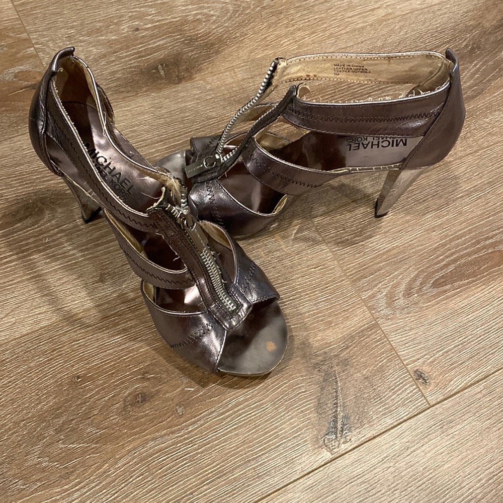 Michael Kors silver heels- worn size 7